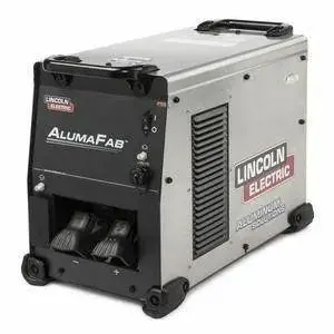 Lincoln Alumafab Water-Cooled One-Pak Welding Torch – 15-Foot Length (K4187-1) 1